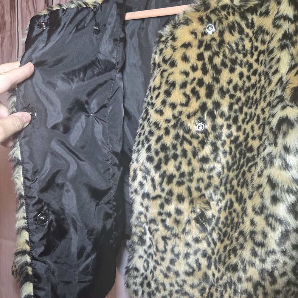 American Eagle Outfitters Leopard Print Faux Fur Pea Coat Size XL Snap Closure - Picture 5 of 6